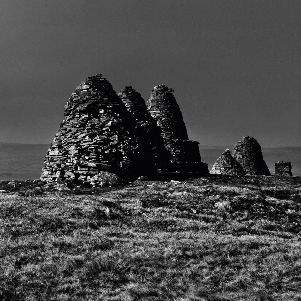the album cover for Craven Faults - Standers