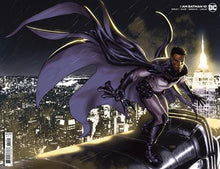 I Am Batman #10 B Taurin Clarke Wraparound Card Stock Variant (06/14/2022) Dc