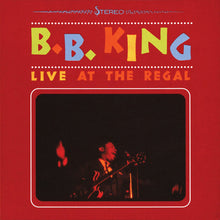 the album cover for B.B. King - Live At The Regal [Import Vinyl]