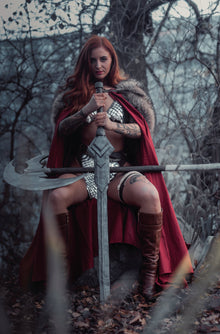 Red Sonja 2023 #11 H 1:10 Cosplay Virgin Variant (05/29/2024) Dynamite