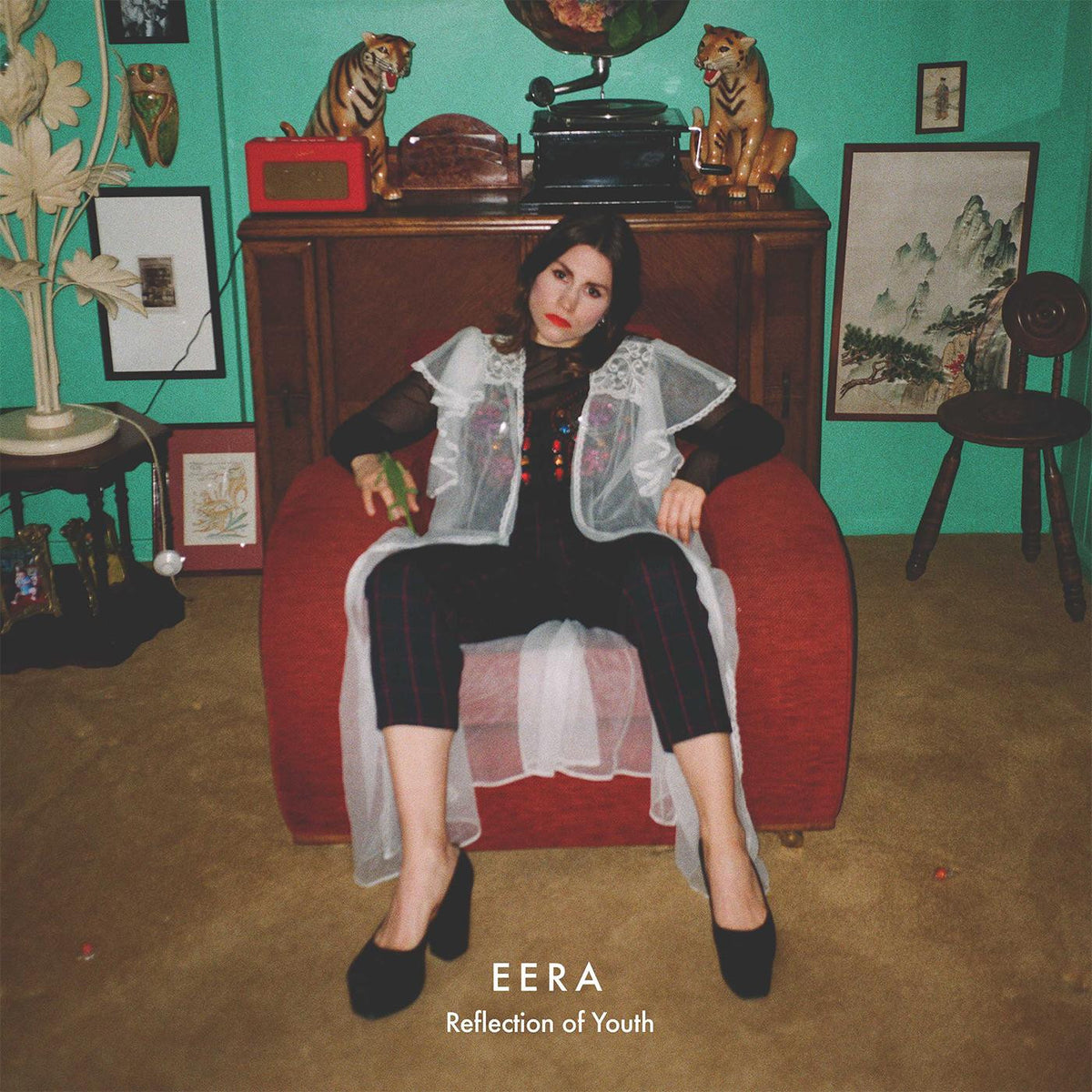 Eera - Reflection of Youth (INDIE EXCLUSIVE, RED VINYL) [Vinyl]