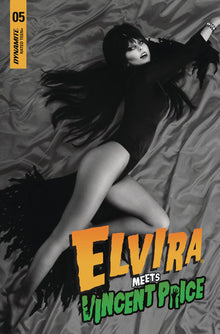 Elvira Meets Vincent Price #5 E 1:10 Photo B&W Variant (03/09/2022) Dynamite