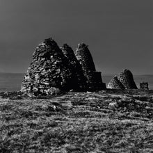 the album cover for Craven Faults - Standers