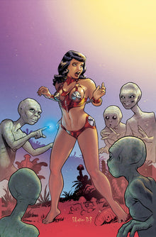 Bettie Page Alien Agenda #5 I 1:30 Stephane Roux Virgin Variant (07/13/2022) Dynamite