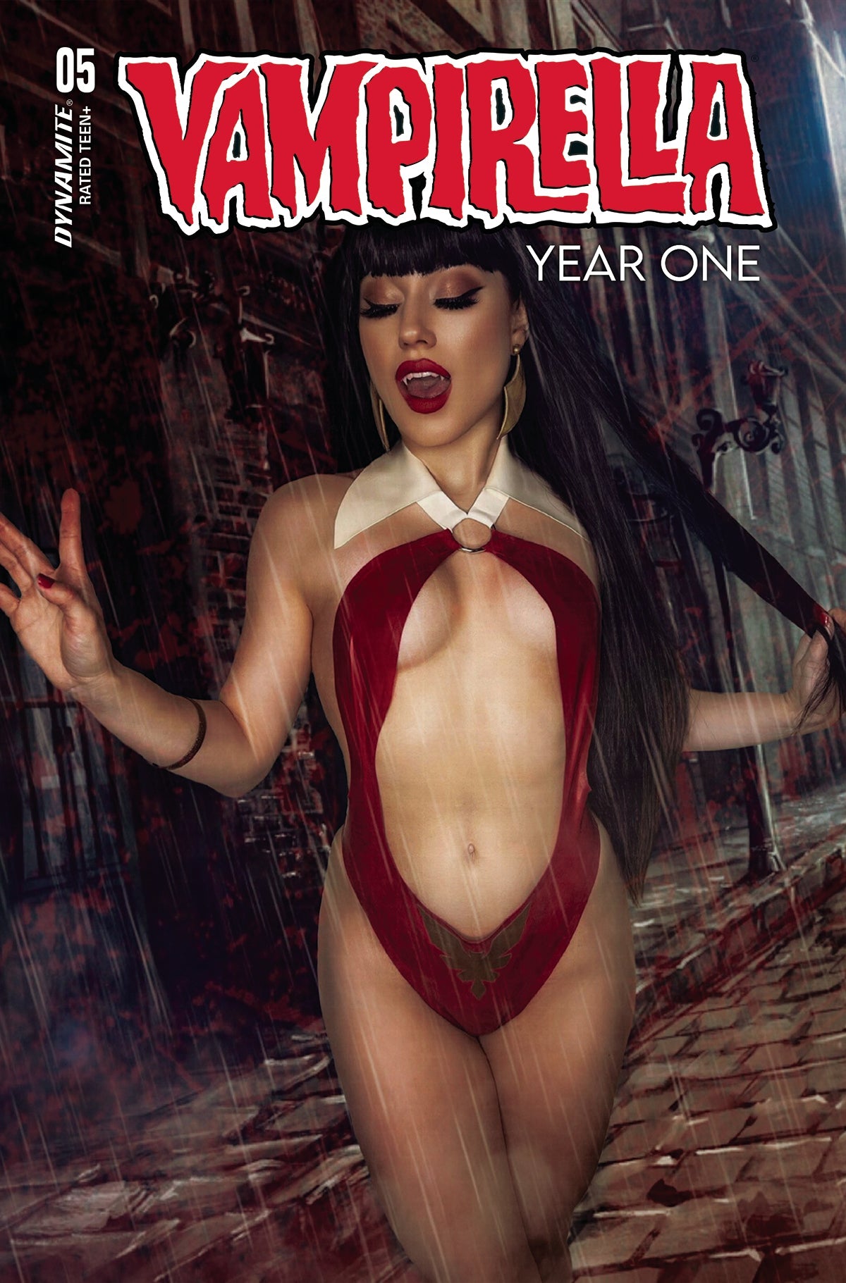 Vampirella Year One #5 E Cosplay Variant (01/11/2023) Dynamite