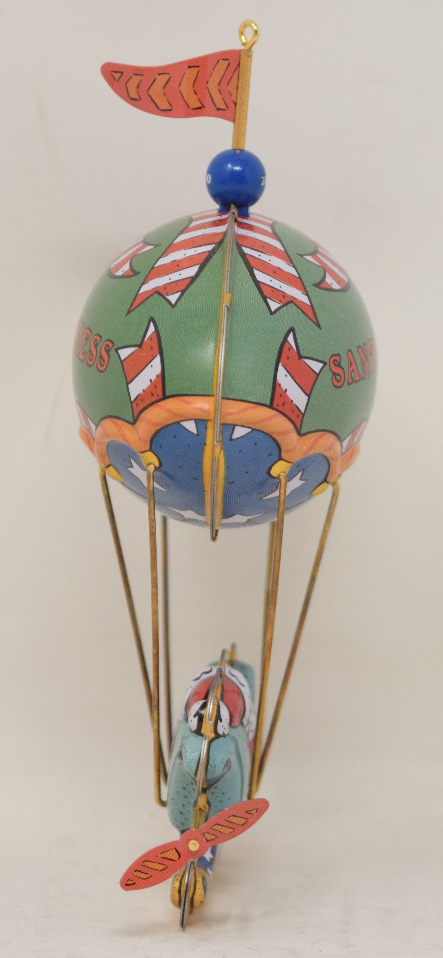 Hallmark Keepsake Ornament Merry Ballooning Santa Claus Christmas Tree 2000 NIB