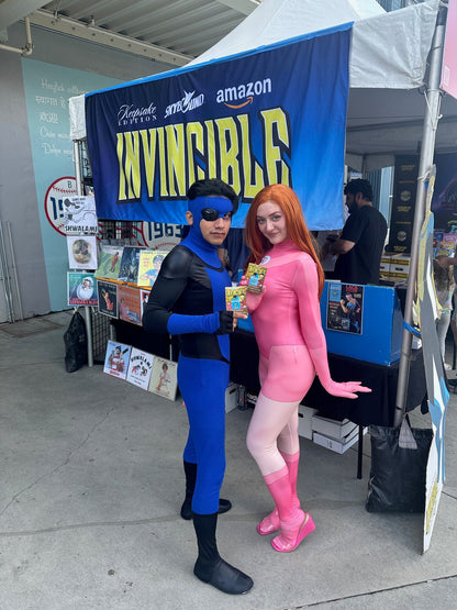 Invincible Season 1 2025 Keepsake Premiere Trading Cards Golden Apple Comics Gold /10 Exclusive