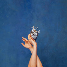 Aurora - What Happened To The Heart? (Indie Exclusive, Translucent Sea Blue Colored Vinyl) [Vinyl]