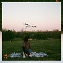 Lizzy McAlpine - Give Me a Minute (Reissue) [CD]