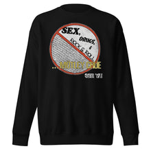 MERCHMOMENT Motley Crue - No Fun Tour '84 Sweatshirt [Apparel]