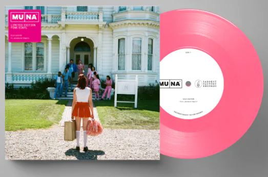 Muna - Silk Chiffon ft. Phoebe Bridgers (Pink 7" Single) [Vinyl]