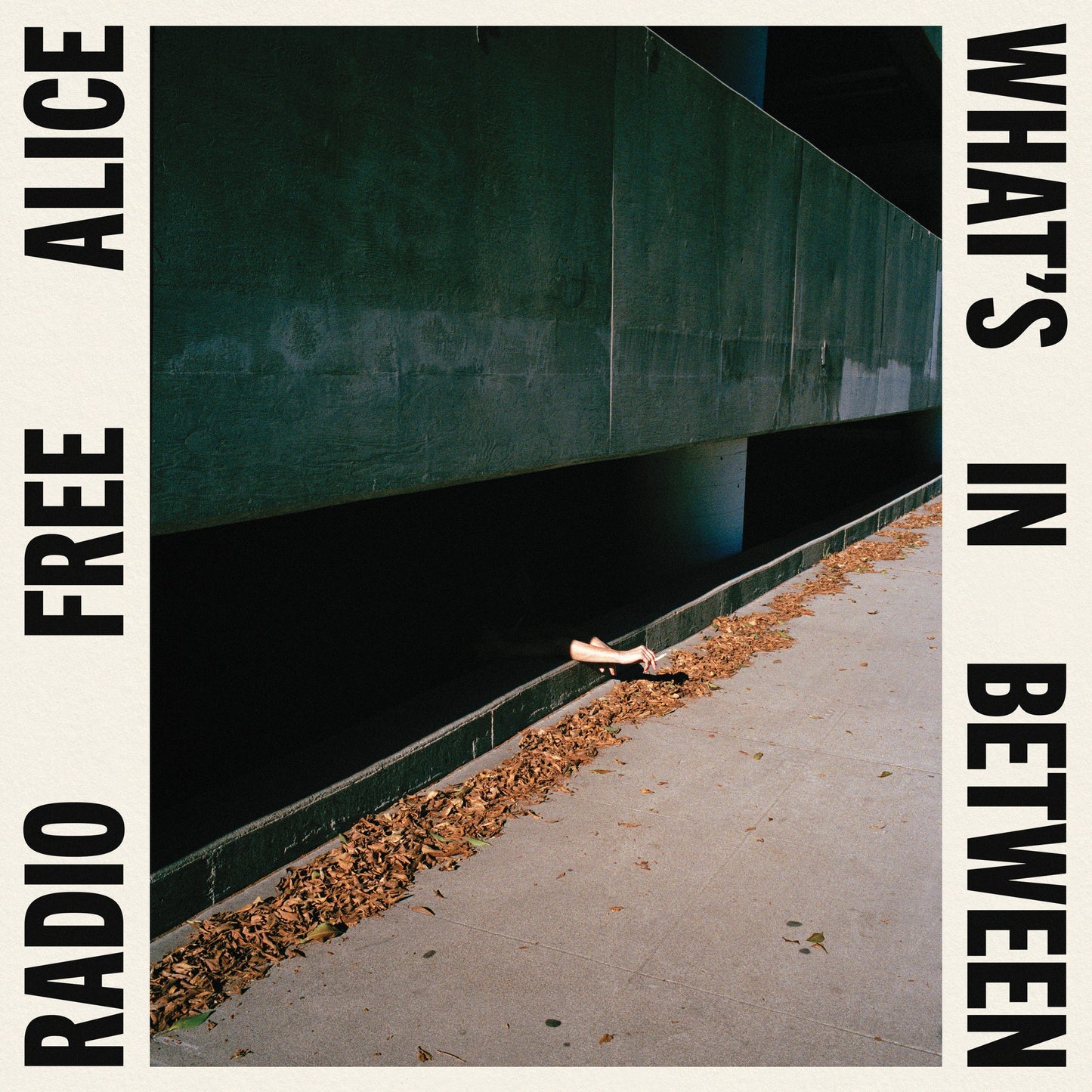 Radio Free Alice - What'S In Between [CD]