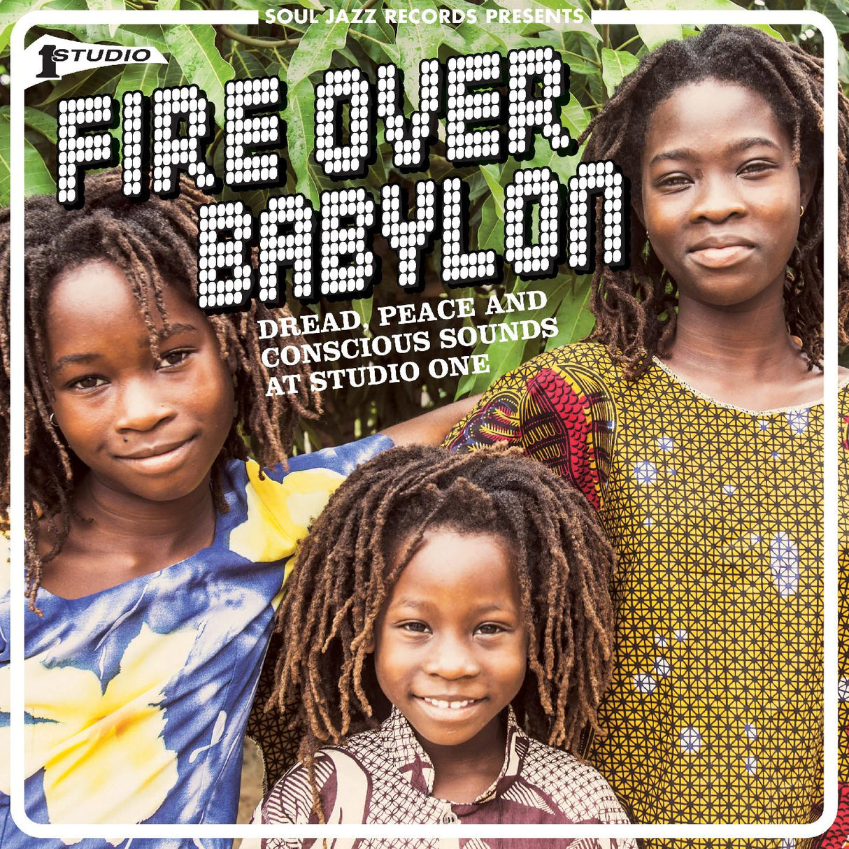 Soul Jazz Records presenta Fire Over Babylon: terror, paz y sonidos conscientes en Studio One [CD]