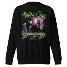 MERCHMOMENT Motley Crue Green Girls Jumbo Print Sweatshirt [Apparel]